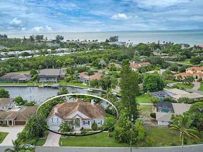 680 Old Compass Rd Longboat Key, FL 34228