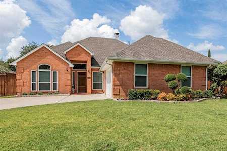 813 Spring Canyon Drive Irving, TX 75063
