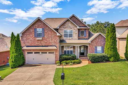 448 Summit Oaks Dr Nashville, TN 37221