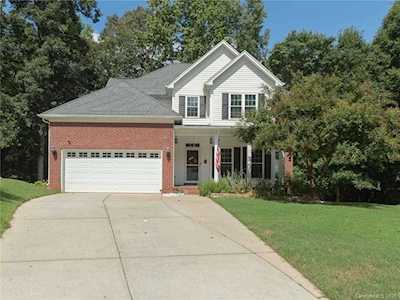 2803 Glen Summit Dr Charlotte, NC 28270