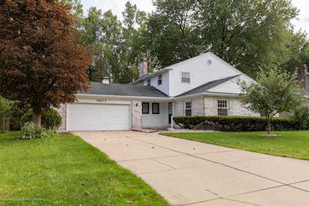 4611 Fieldcrest Dr Lansing, MI 48917