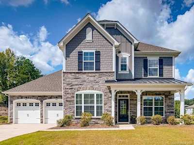706 Laurel Oaks Ct Fort Mill, SC 29715