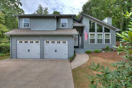 2297 Carousel Ct Marietta, GA 30066