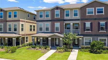 10033 Town Lake Dr Orlando, FL 32832