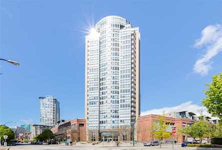 63 Keefer Place #2001 Vancouver, BC V6B 6N6