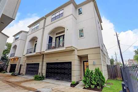 1114 Fowler St Houston, TX 77007