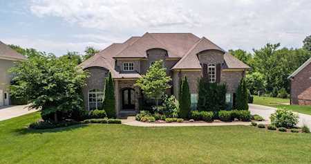 3509 Robbins Nest Rd Thompsons Station, TN 37179