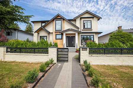 3845 Fir Street Burnaby, BC V5G 2A6