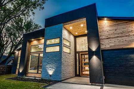 3771 Van Ness Lane Dallas, TX 75220