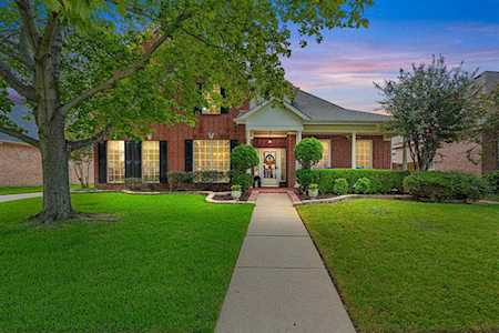 2806 Wildcreek Court Keller, TX 76248