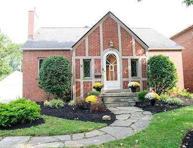 352 Clinton Heights Avenue Columbus, OH 43202