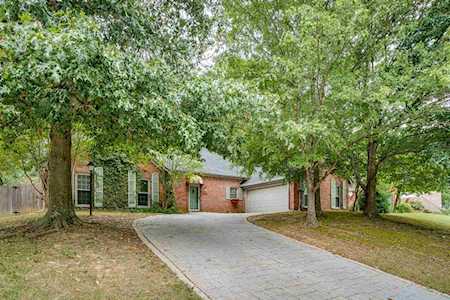 1565 Fox Trace Dr Memphis, TN 38016