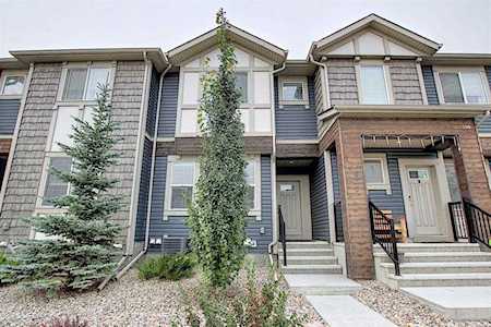 594 Hillcest Rd SW Airdrie, AB T4B 4C8