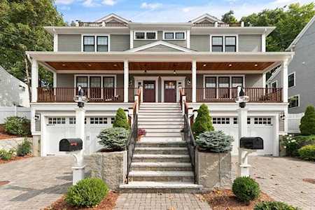 18 Hudson St #18 Watertown, MA 02472