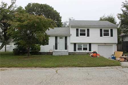 115 Waterview Ave East Providence, RI 02915
