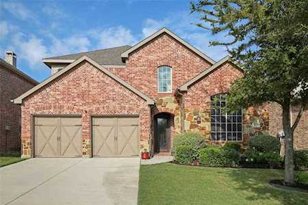 8213 Primrose Trail Lantana, TX 76226