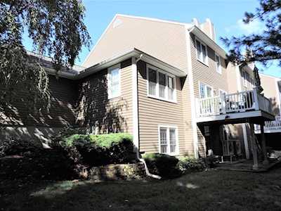 196 Laurelwood Dr #196 Hopedale, MA 01747
