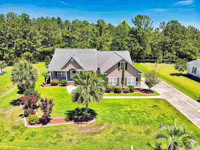 692 Sunny Pond Ln. Aynor, SC 29511
