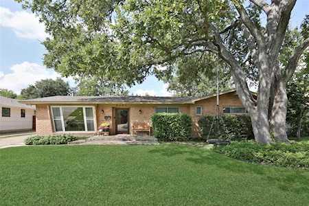 6265 Town Hill Lane Dallas, TX 75214