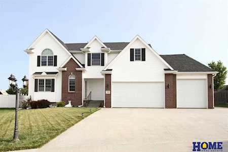 9360 Benziger Dr Lincoln, NE 68526