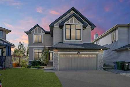 160 Tuscany Ravine Terrace NW Calgary, AB T3L 2S7