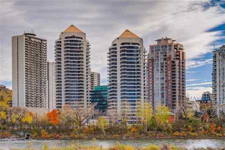 1088 6 Ave SW #101 Calgary, AB T2P 5K1