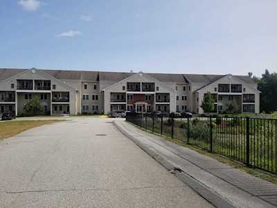 216 Reservoir St #107 Holden, MA 01520
