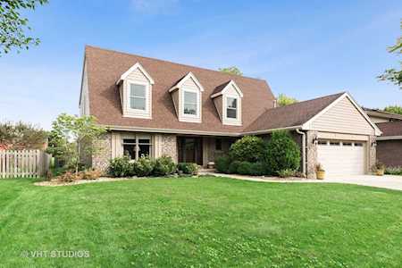1212 E Vargo Ln Arlington Heights, IL 60004