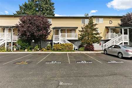 8823 Holly Dr #D204 Everett, WA 98208