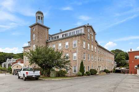 7 S Stone Mill Dr #422 Dedham, MA 02026
