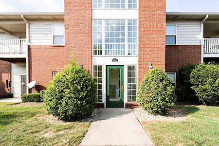 8000 Magnolia Ridge Ct #102 Louisville, KY 40291