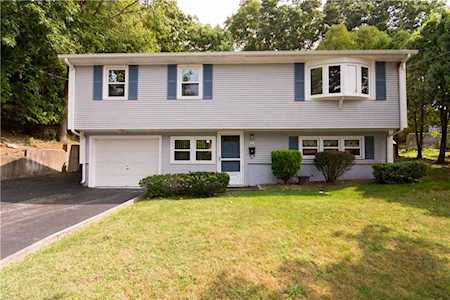149 Cochran St West Warwick, RI 02893