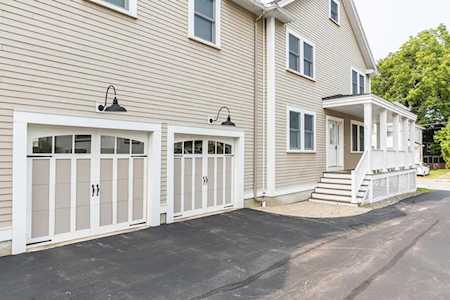 17 Astor St #1A Lowell, MA 01852