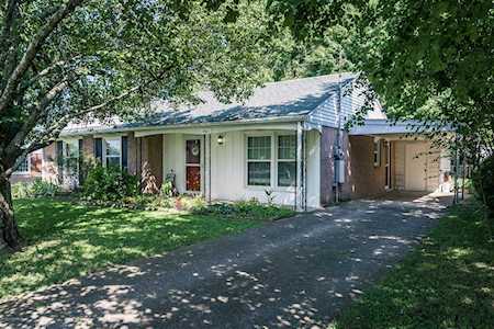 9903 Whipps Mill Rd Louisville, KY 40223