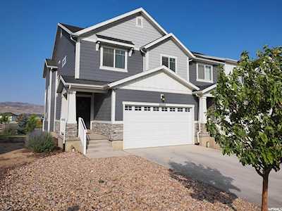 15352 S Tarawa Dr Bluffdale, UT 84065