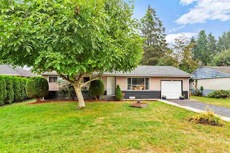12050 220th Street Maple Ridge, BC V2X 5R5