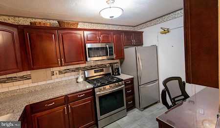 1300 Army Navy Dr #530 Arlington, VA 22202