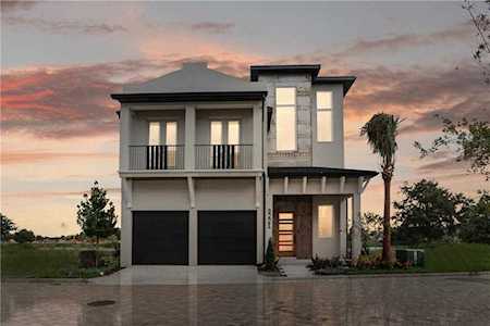 8221 Elion St Orlando, FL 32827