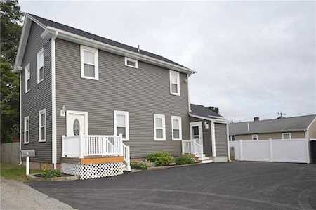 1 Curtis Lane Ln East Providence, RI 02915