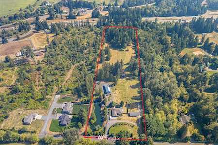 19525 23rd Ave NE Arlington, WA 98223