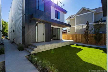 1338 Ethel Street #1 Kelowna, BC V1Y2X2