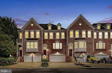 324 Dawnwood Dr Edgewater, MD 21037