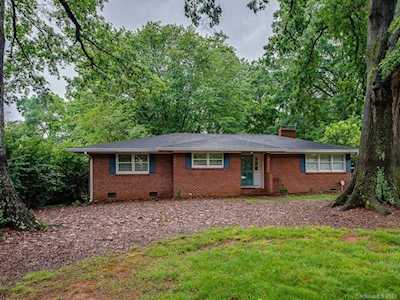 137 Scofield Rd Charlotte, NC 28209