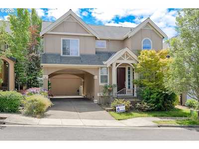 12620 NW Bayonne Ln Portland, OR 97229