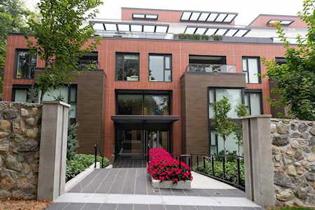 7128 Adera Street #306 Vancouver, BC V6P 0H6