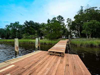 17550 Montessa Ter Jacksonville, FL 32226