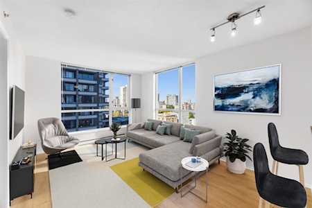 1420 W Georgia Street #1306 Vancouver, BC V6G 3K4