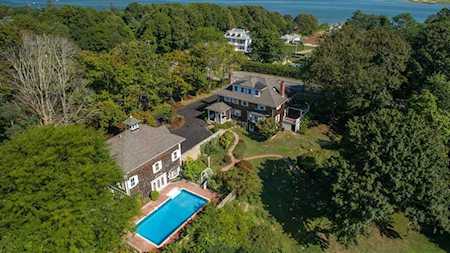37 Warren Ave Plymouth, MA 02360