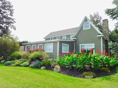 10770 Blaine Rd Hartland Twp, MI 48114