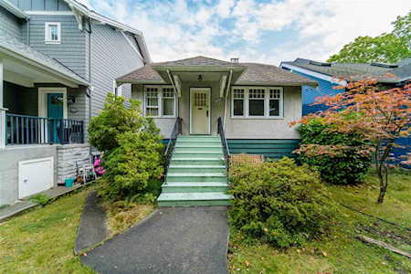 2866 Waterloo Street Vancouver, BC V6R 3J3